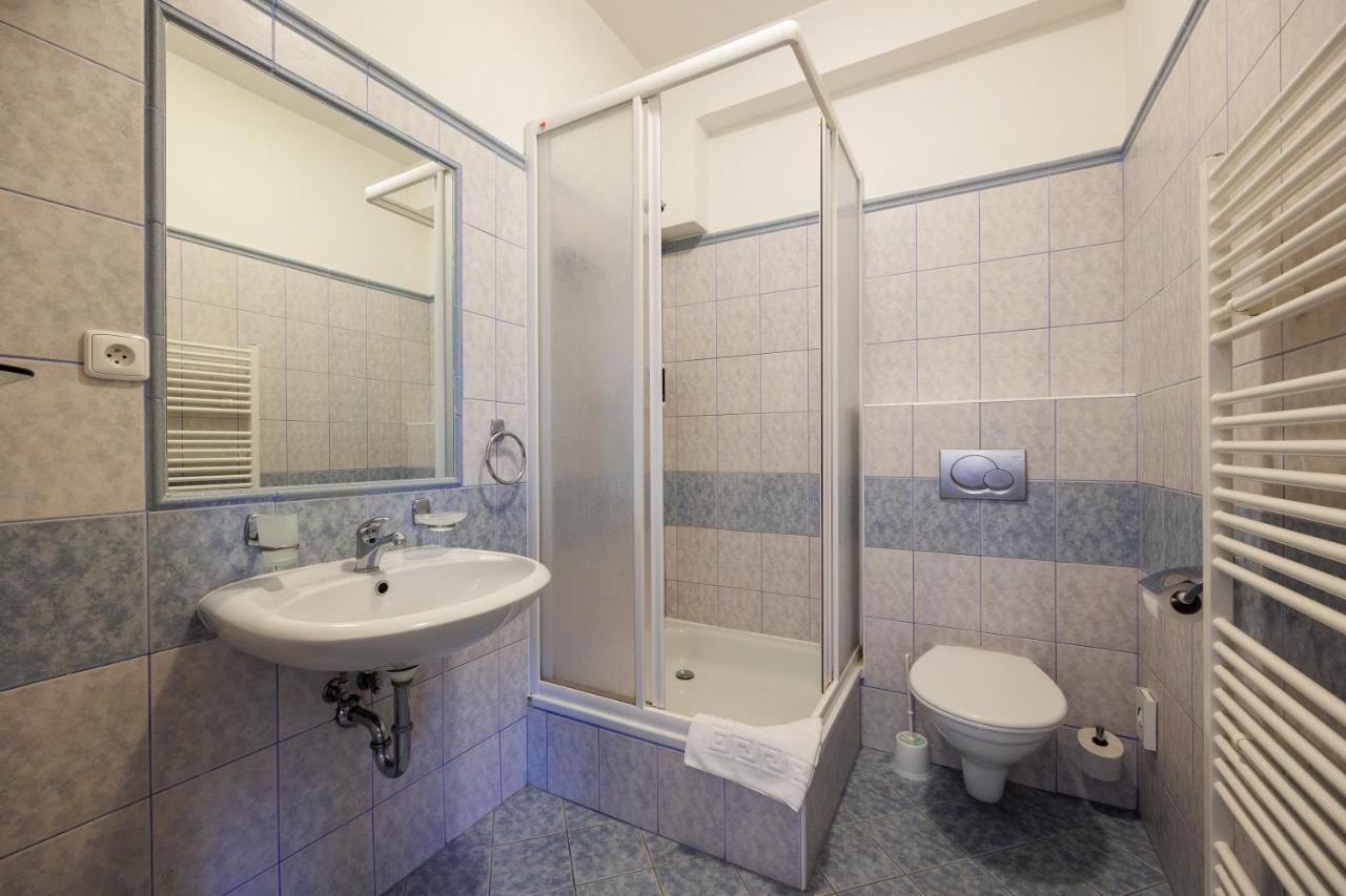 Pension U Golfu Cihelny Karlovy Vary Dış mekan fotoğraf