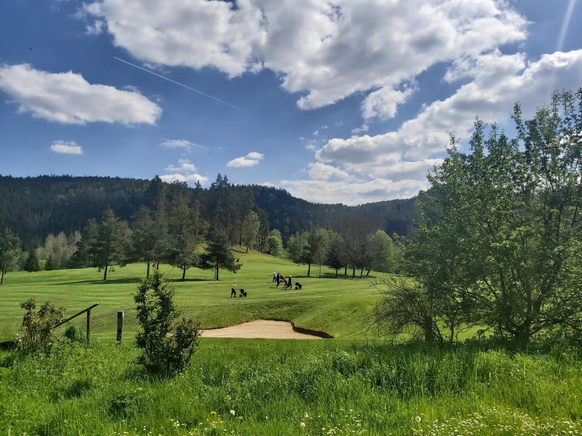 Pension U Golfu Cihelny Karlovy Vary Dış mekan fotoğraf