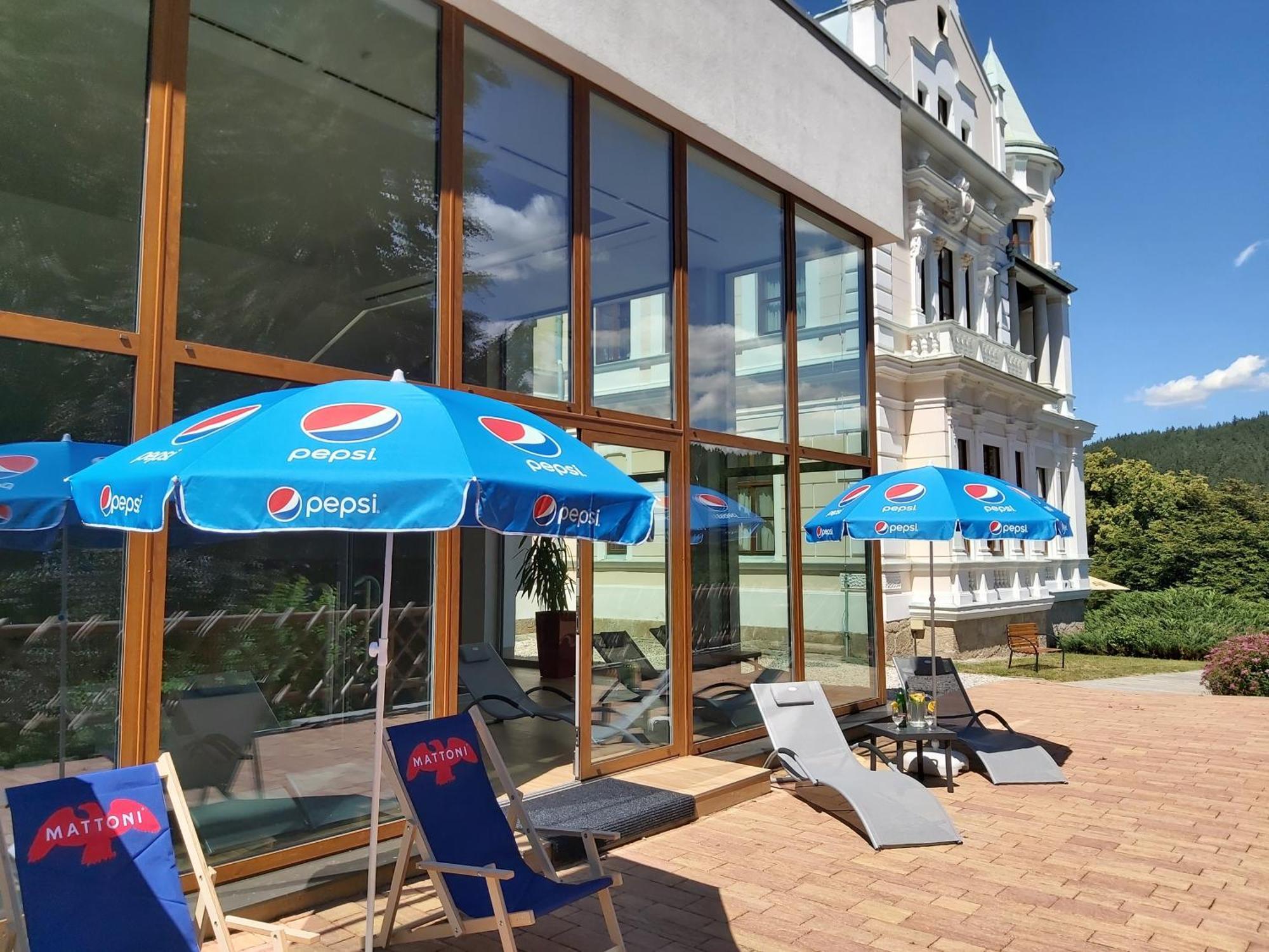 Pension U Golfu Cihelny Karlovy Vary Dış mekan fotoğraf